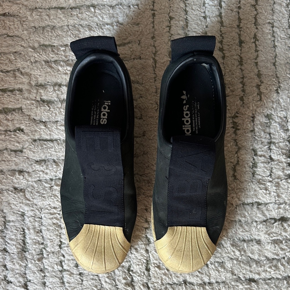 ADIDAS SLIP ONS - Picture 1 of 3